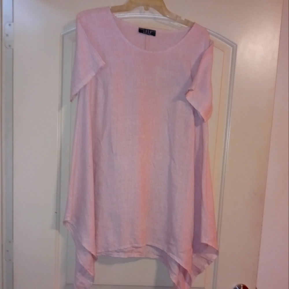 Saga Linen Top